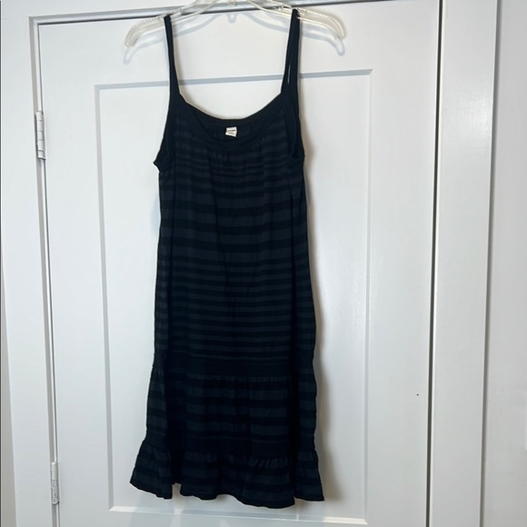 Old Navy Dresses & Skirts - Old Navy Black and grey striped  Tiered Ruffled Dress size large.